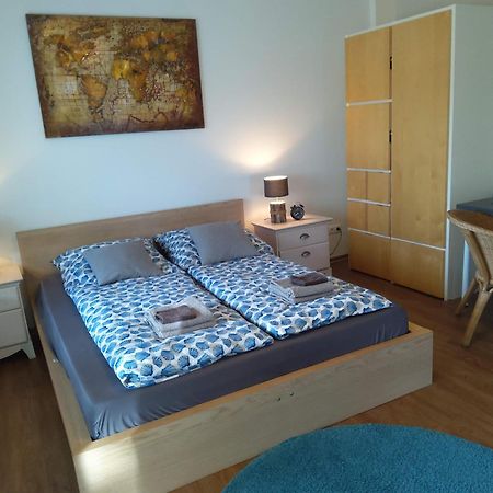 Haus Im Gruenen Villa Bornheim  Buitenkant foto