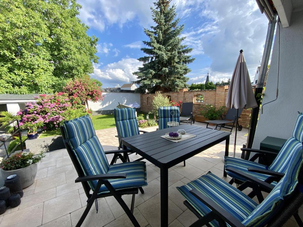 Haus Im Gruenen Villa Bornheim  Buitenkant foto