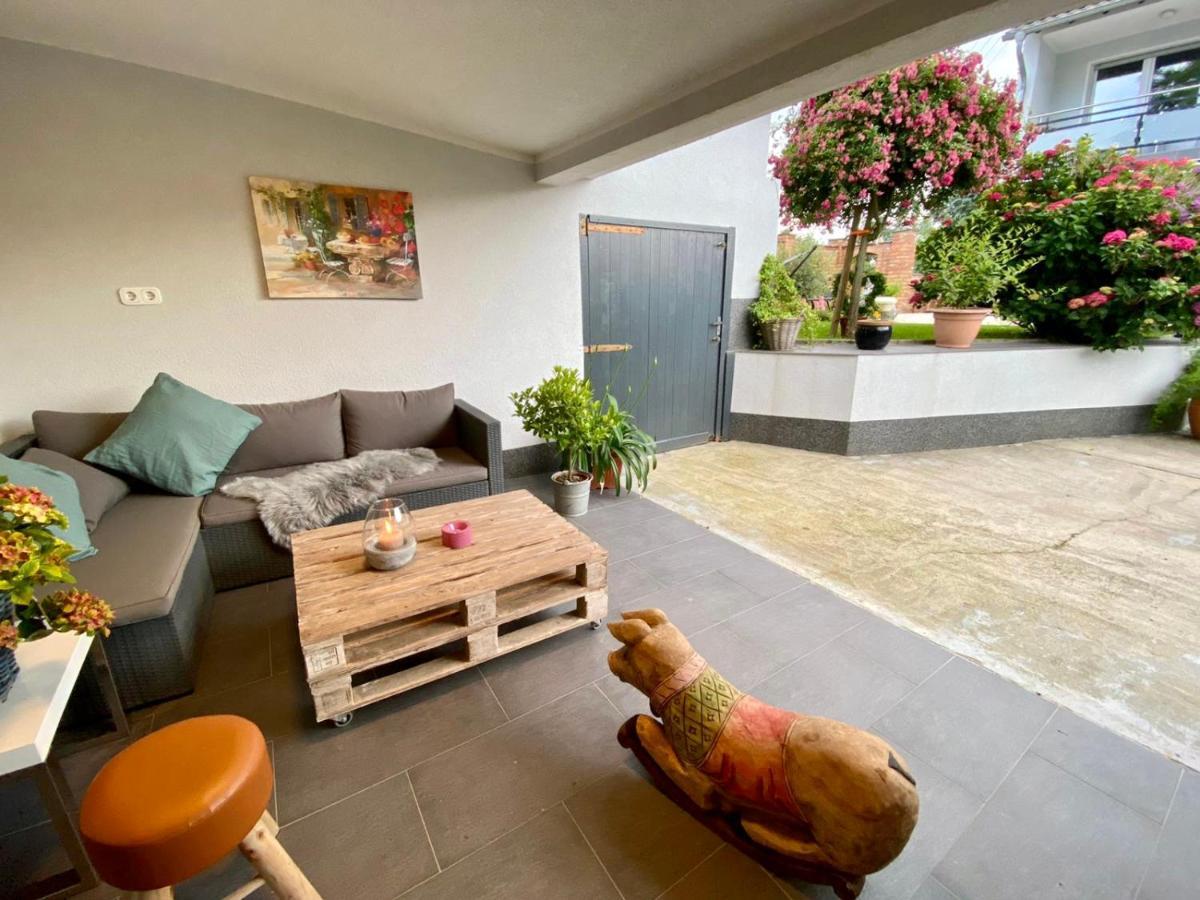 Haus Im Gruenen Villa Bornheim  Buitenkant foto